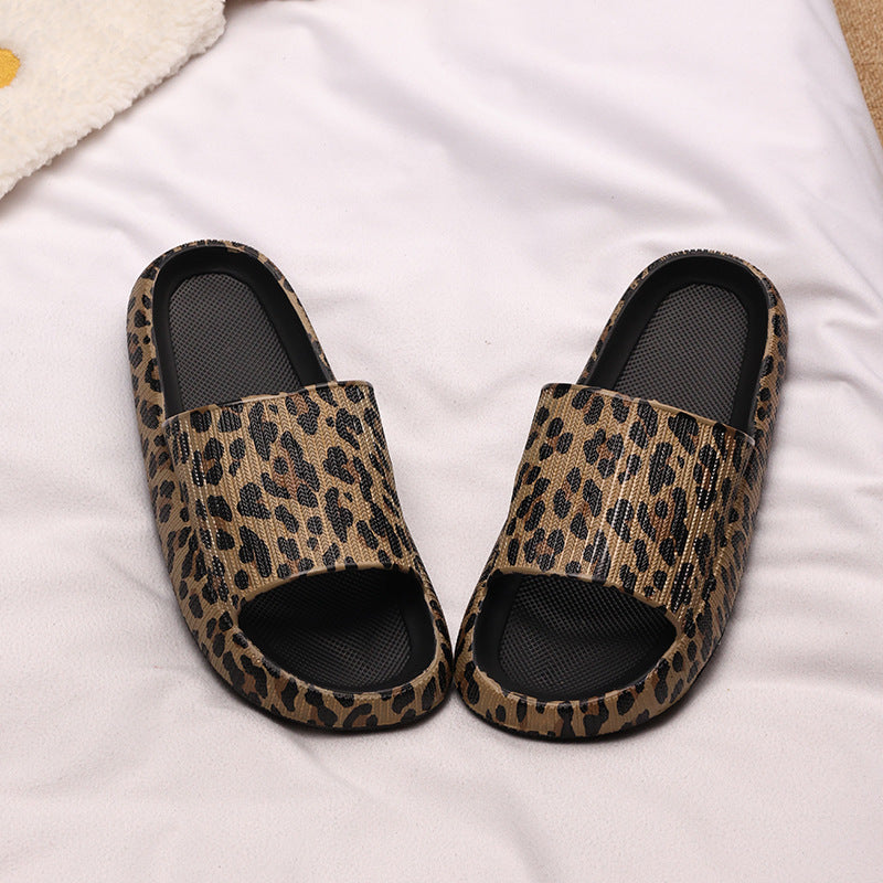 Leopard Print Slippers Women's Outdoor Wear Summer New Korean Style Fashion Shit Feeling Indoor Home Thick Bottom Couples Sandals
