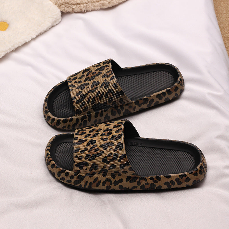 Leopard Print Slippers Women's Outdoor Wear Summer New Korean Style Fashion Shit Feeling Indoor Home Thick Bottom Couples Sandals