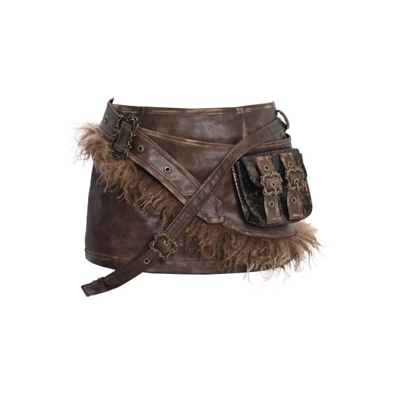 During The Exile Journey, Maillard Made An Old Waist Bag Skirt