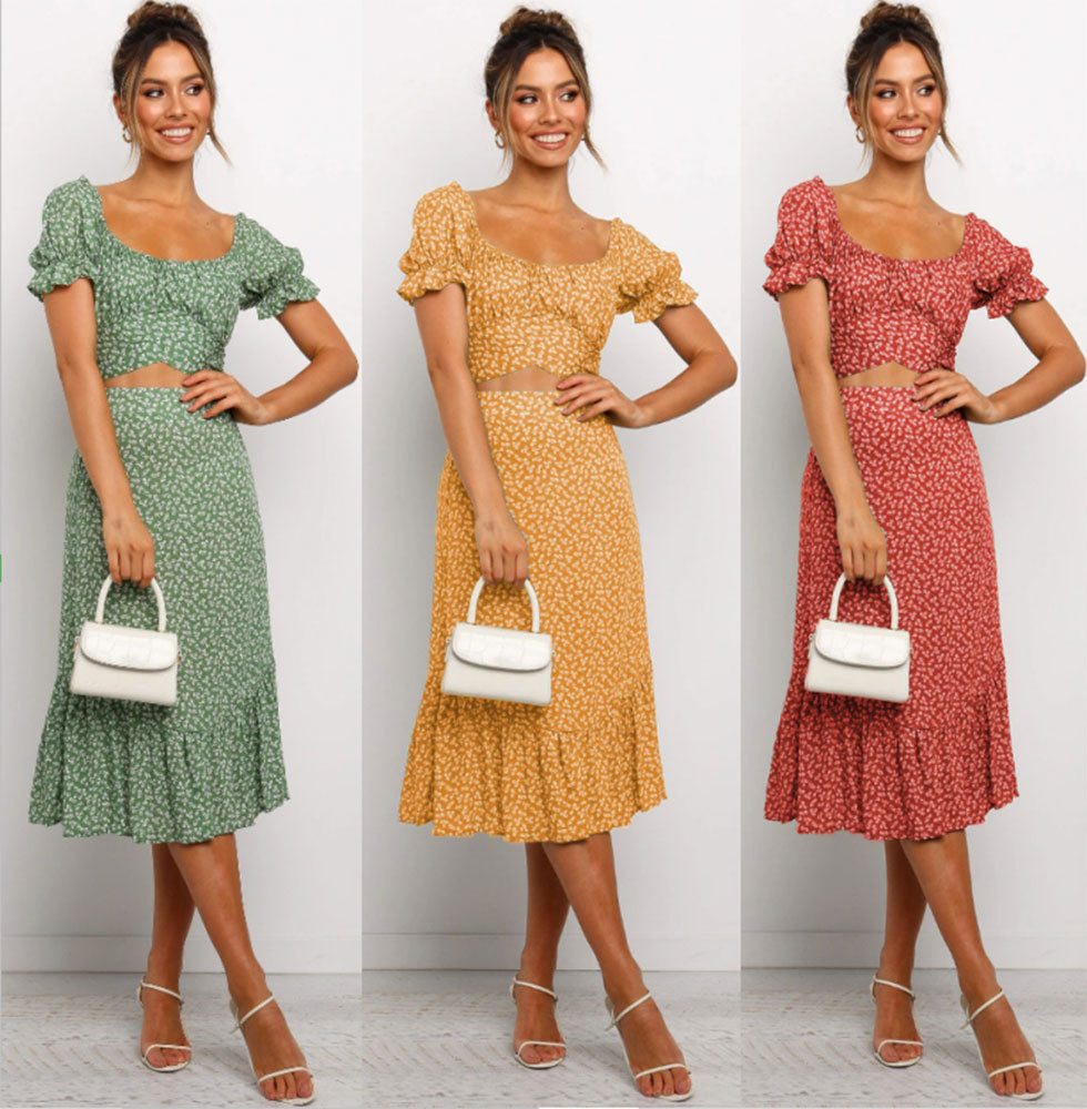 Floral print skirt with round neck