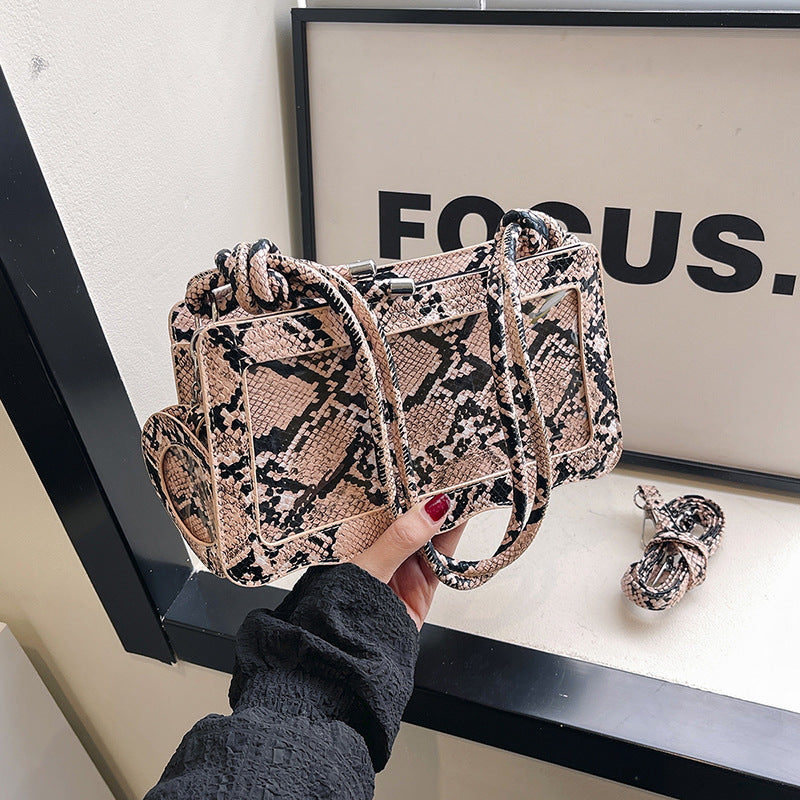 Western Style Snake Pattern Simple Stylish Textured Crossbody Bag