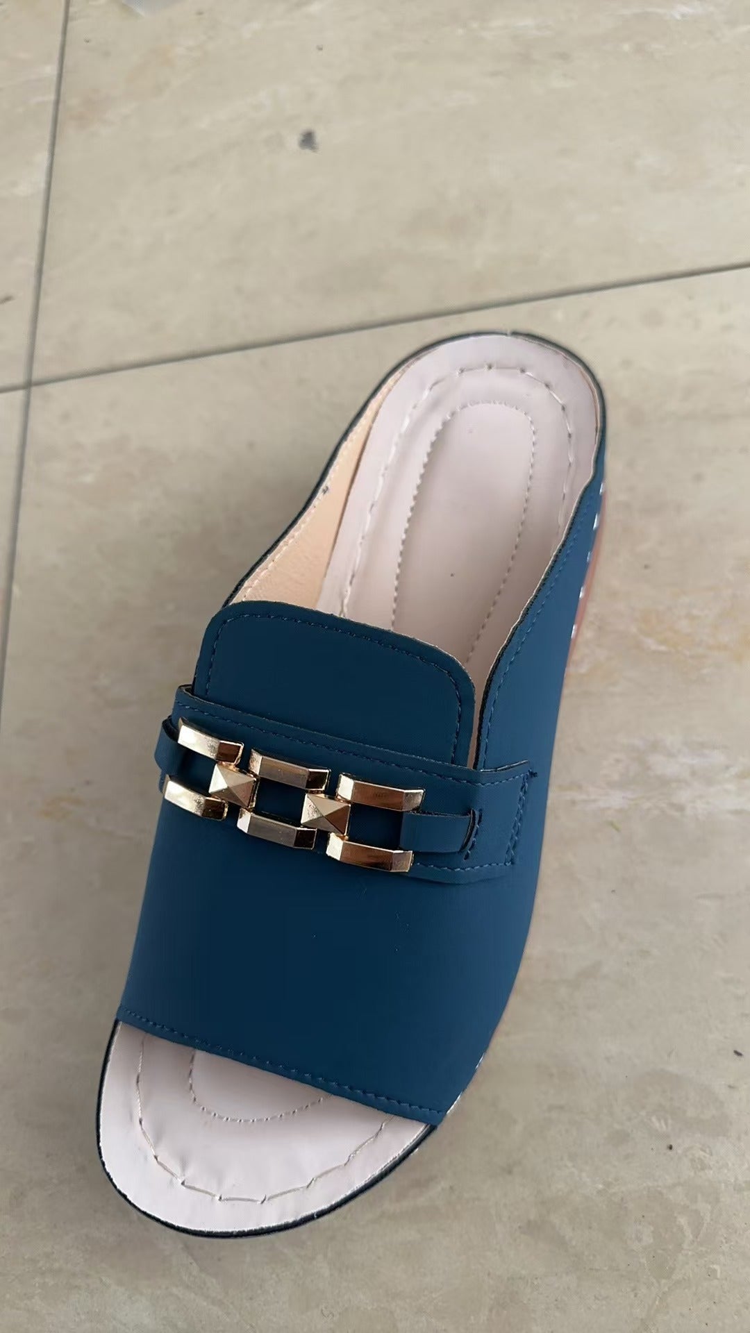 PlatformMetal Decoration Roman Style Fish Mouth Beach Slippers